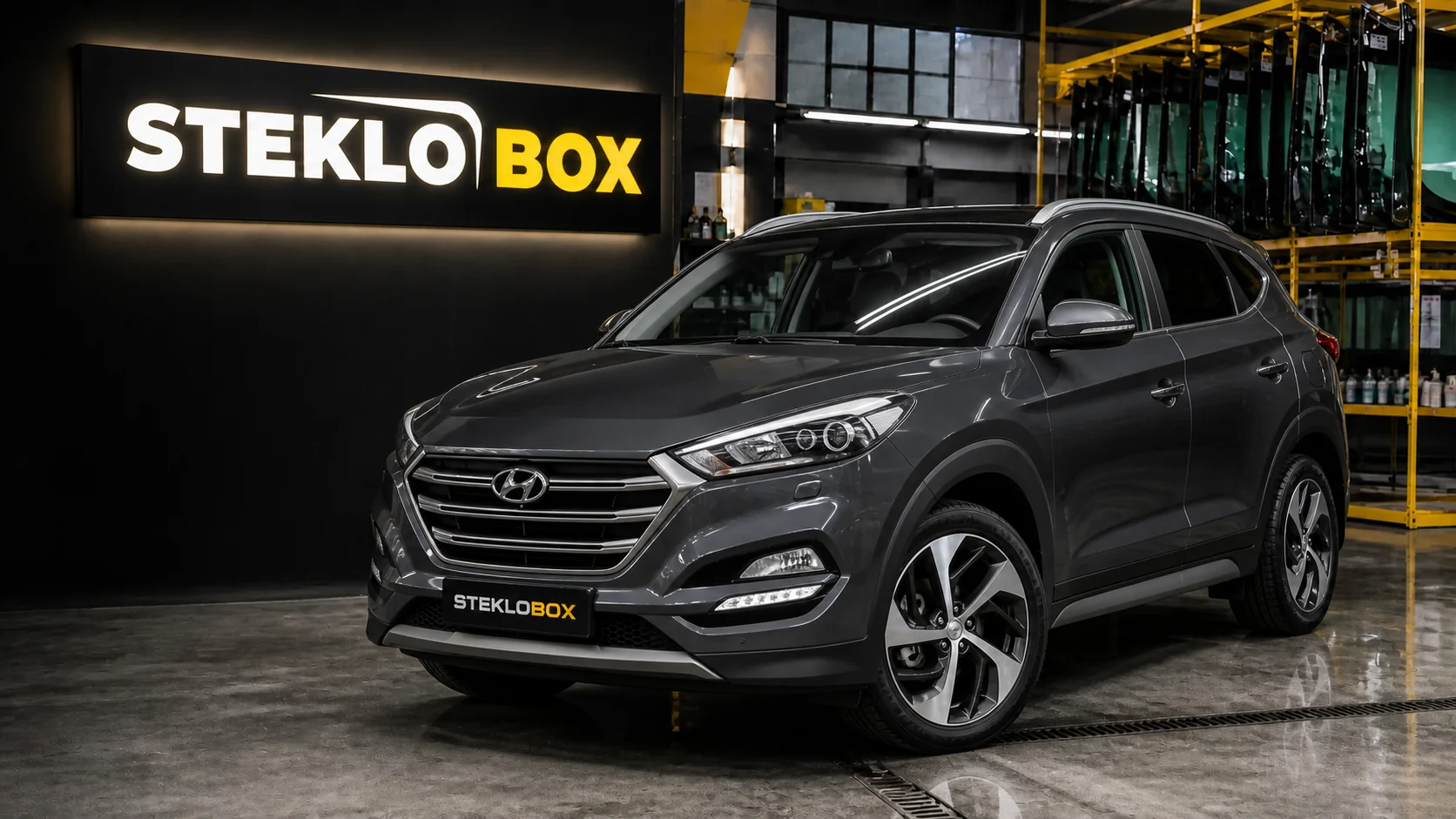 Hyundai Tucson III в установочном центре STEKLOBOX
