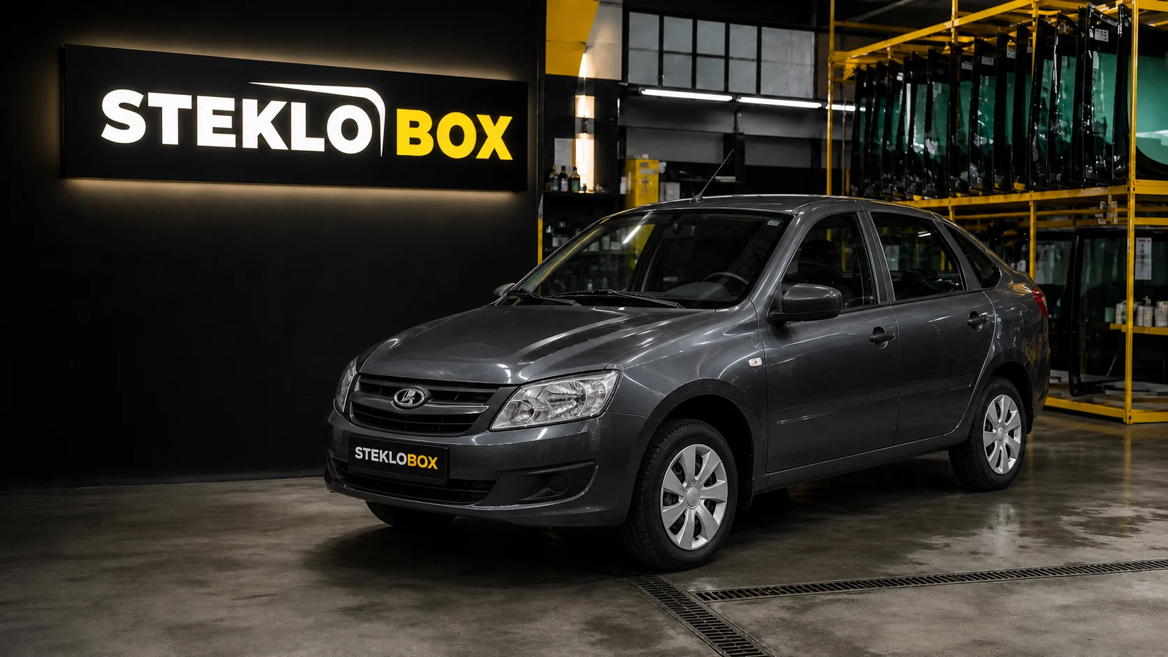 Lada Granta в установочном центре STEKLOBOX