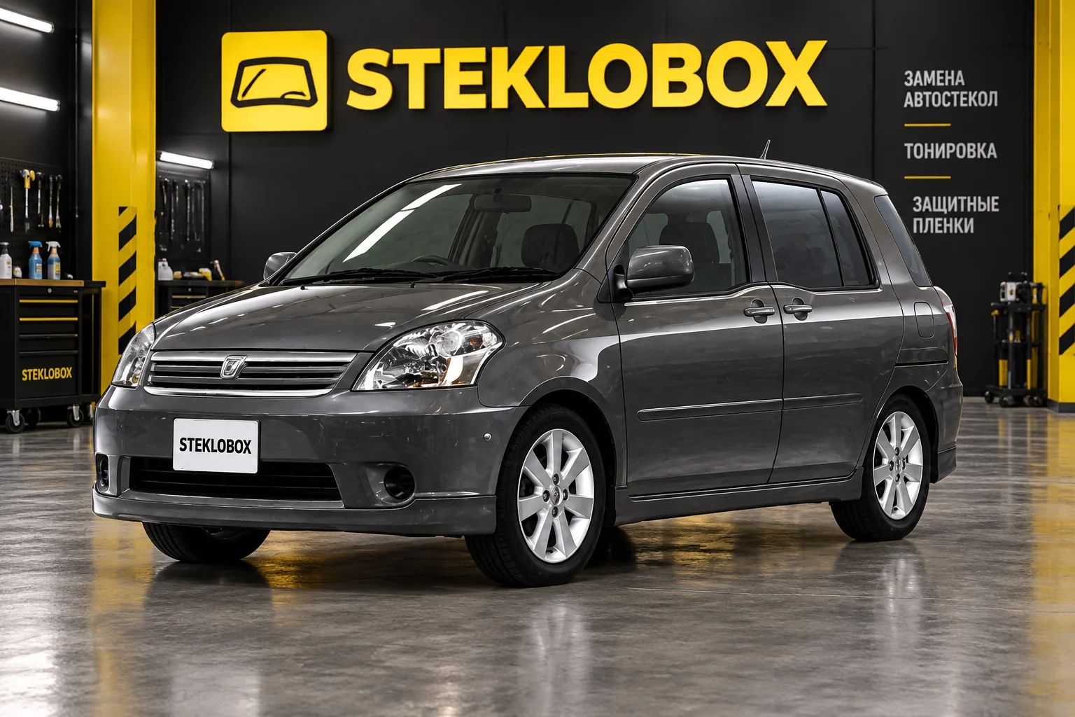 Toyota Raum II в установочном центре STEKLOBOX